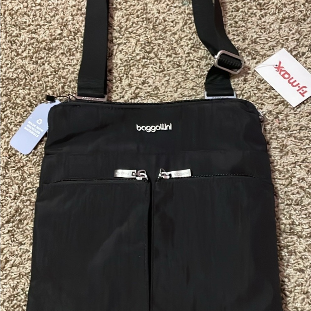 Baggallini Black Crossbody Bag